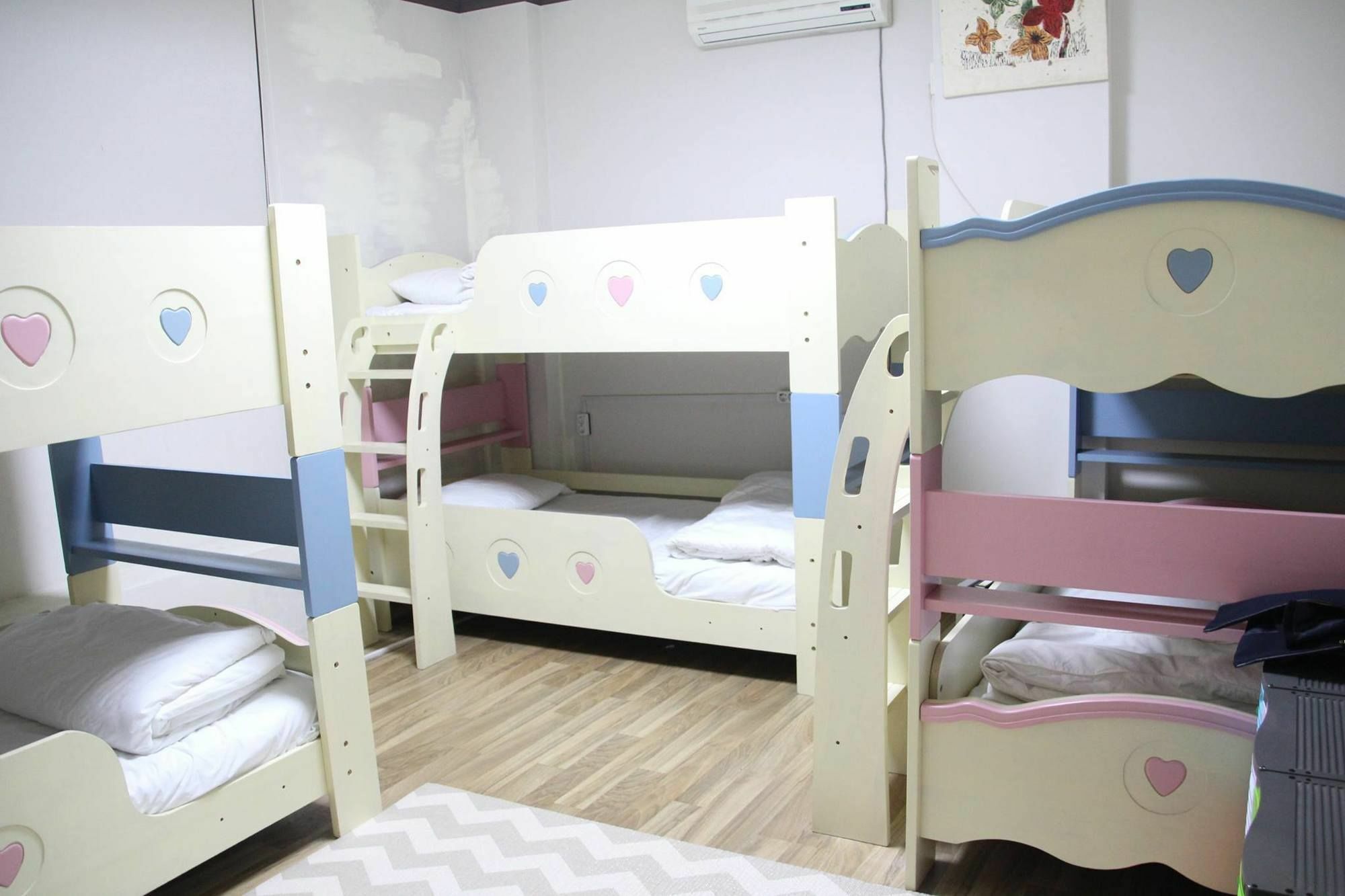 Backpackers' House Hotel ปูซาน ภายนอก รูปภาพ